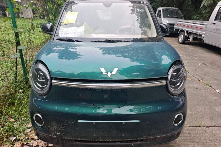 Used Wuling Hongguang MINIEV 2026 Model Fifth Generation, 301km Deluxe Edition Front