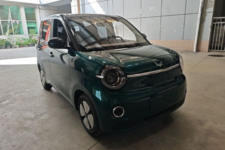 Used Wuling Hongguang MINIEV 2026 Model Fifth Generation, 301km Deluxe Edition Front Right 45 Deg