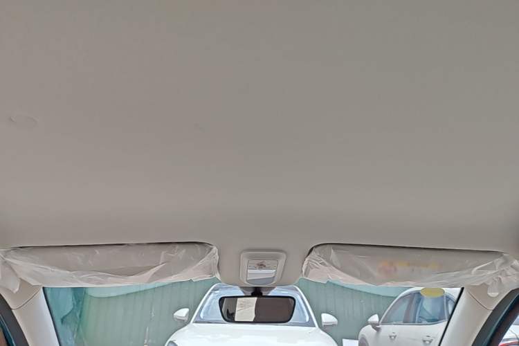 Used Wuling Hongguang MINIEV 2026 Model Fifth Generation, 301km Deluxe Edition Headliner
