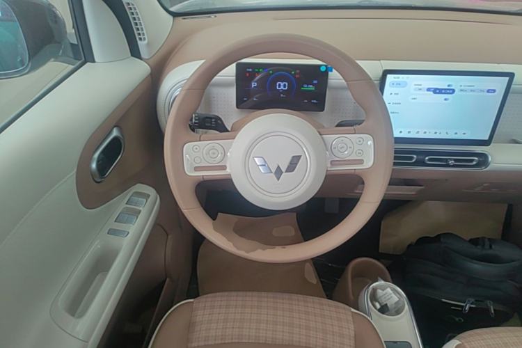 Used Wuling Hongguang MINIEV 2026 Model Fifth Generation, 301km Deluxe Edition Steering Wheel