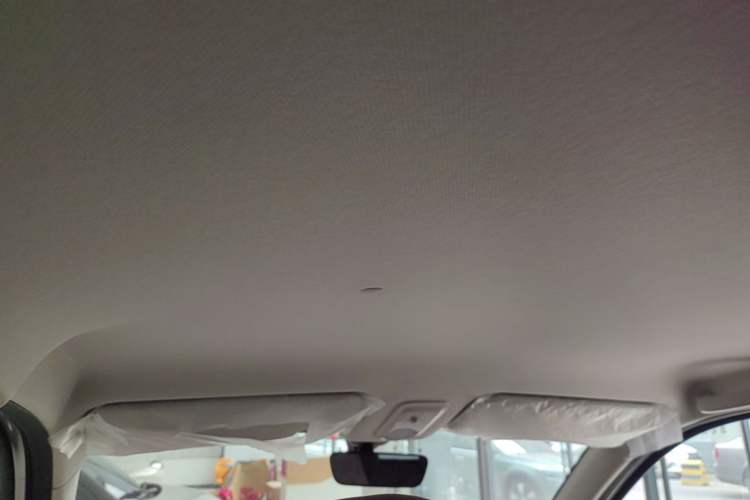 Used Wuling Hongguang MINIEV 2026 Model Fifth Generation, 301km Deluxe Edition Headliner