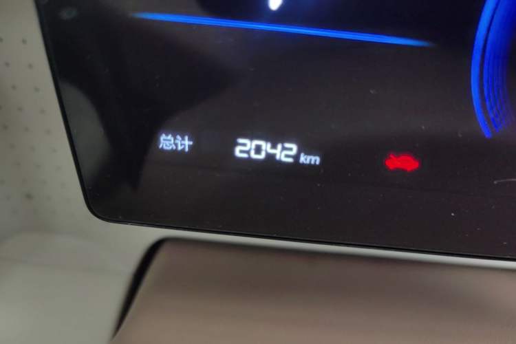 Used Wuling Hongguang MINIEV 2026 Model Fifth Generation, 301km Deluxe Edition Odometer Close Up