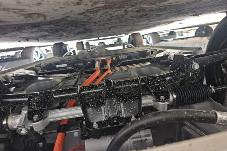 Used Wuling Hongguang MINIEV 2026 Model Fifth Generation, 205km Deluxe Edition Chassis Front