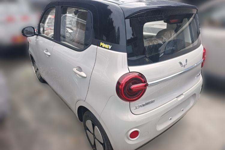 Used Wuling Hongguang MINIEV 2026 Model Fifth Generation, 205km Deluxe Edition Rear Left 45 Deg