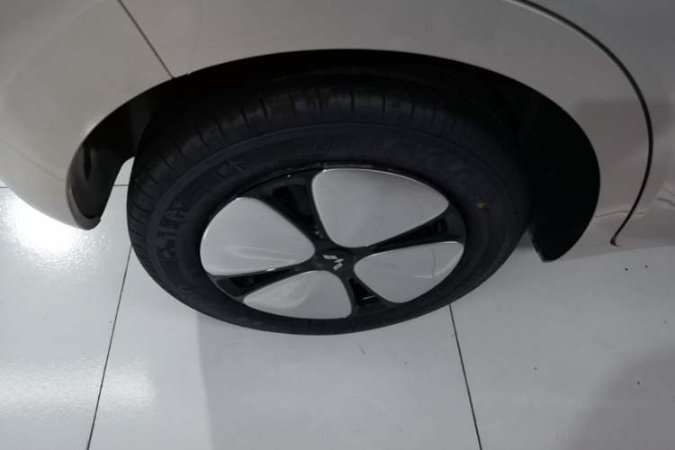 Used Wuling Hongguang MINIEV 2026 Model Fifth Generation, 205km Deluxe Edition Exterior 5