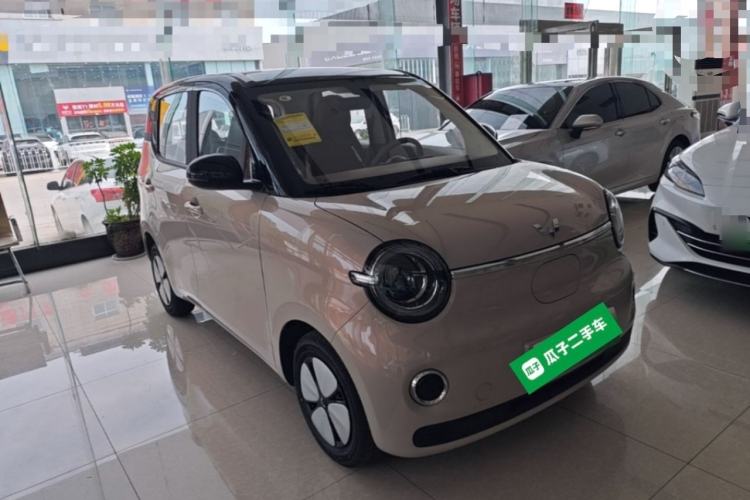 Used Wuling Hongguang MINIEV 2025 High-End Model Front Right 45 Deg