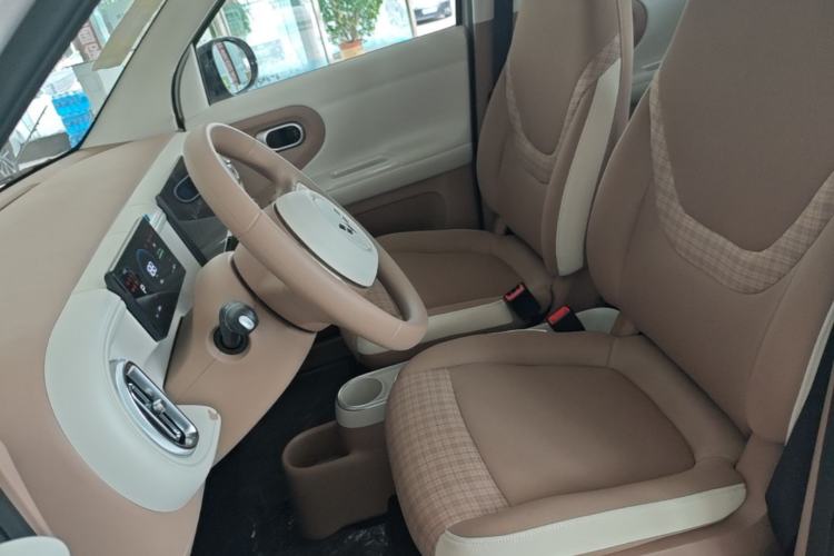 Used Wuling Hongguang MINIEV 2025 High-End Model Left Front Seat