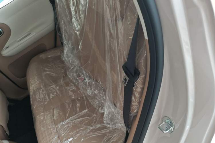 Used Wuling Hongguang MINIEV 2025 High-End Model Left Rear Seat