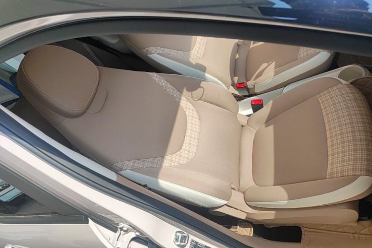 Used Wuling Hongguang MINIEV 2026 Model Fifth Generation, 301km Deluxe Edition Right Front Seat