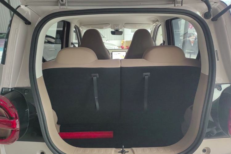 Used Wuling Hongguang MINIEV 2026 Model Fifth Generation, 301km Deluxe Edition Trunk