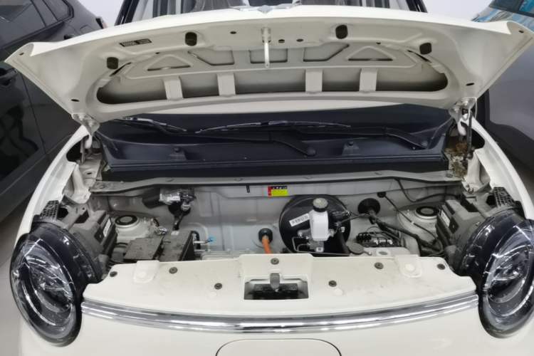 Used Wuling Hongguang MINIEV 2026 Model Fifth Generation, 205km Advanced Edition Engine Bay
