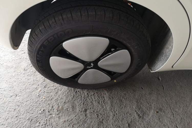 Used Wuling Hongguang MINIEV 2026 Model Fifth Generation, 301km Deluxe Edition Exterior 5