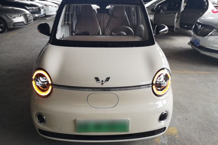 Used Wuling Hongguang MINIEV 2026 Model Fifth Generation, 301km Deluxe Edition Front