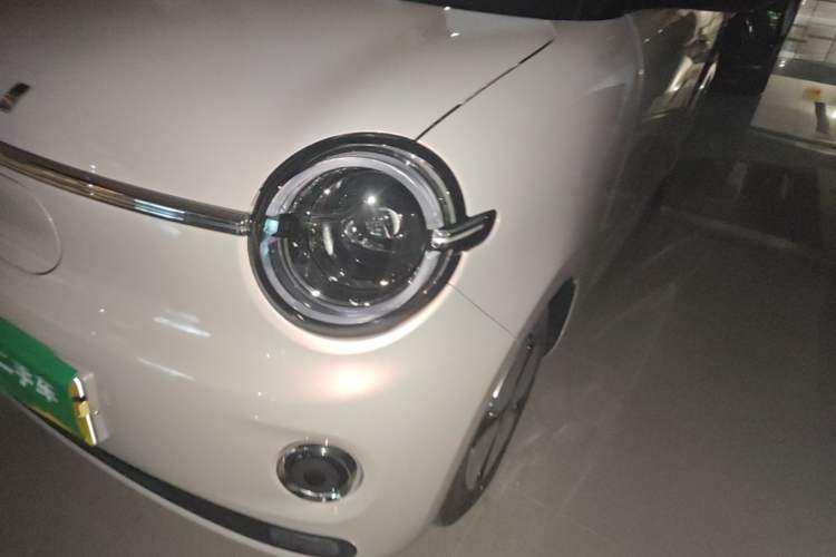 Used Wuling Hongguang MINIEV 2026 Model Fifth Generation, 301km Deluxe Edition Left Front Headlight