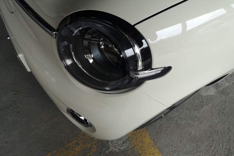 Used Wuling Hongguang MINIEV 2026 Model Fifth Generation, 301km Deluxe Edition Left Front Headlight