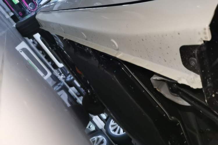 Used Wuling Hongguang MINIEV 2026 Model Fifth Generation, 205km Advanced Edition Left Side Sill