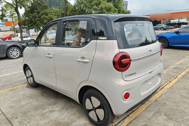 Used Wuling Hongguang MINIEV 2026 Model Fifth Generation, 301km Deluxe Edition Rear Left 45 Deg