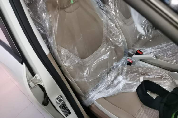 Used Wuling Hongguang MINIEV 2026 Model Fifth Generation, 205km Advanced Edition Right Front Seat