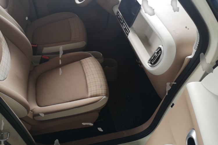 Used Wuling Hongguang MINIEV 2026 Model Fifth Generation, 301km Deluxe Edition Right Front Seat