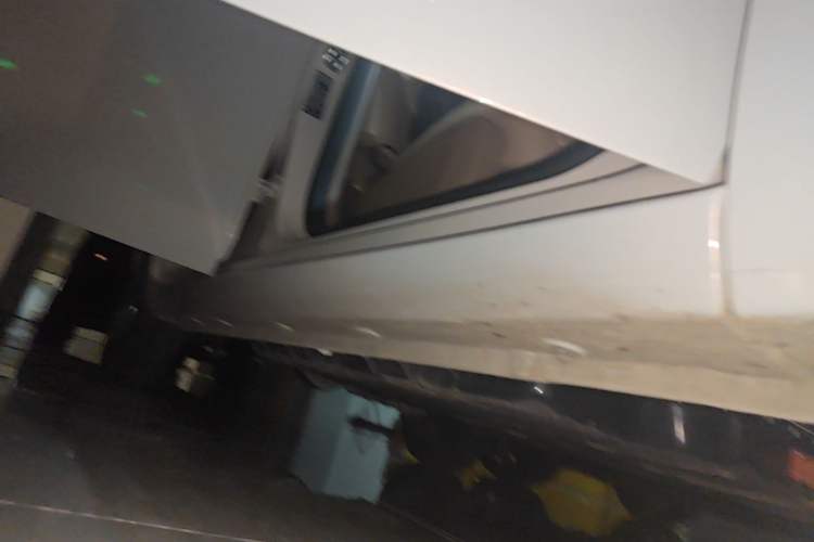 Used Wuling Hongguang MINIEV 2026 Model Fifth Generation, 301km Deluxe Edition Right Side Sill