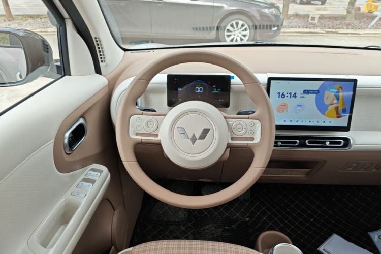 Used Wuling Hongguang MINIEV 2026 Model Fifth Generation, 301km Deluxe Edition Steering Wheel