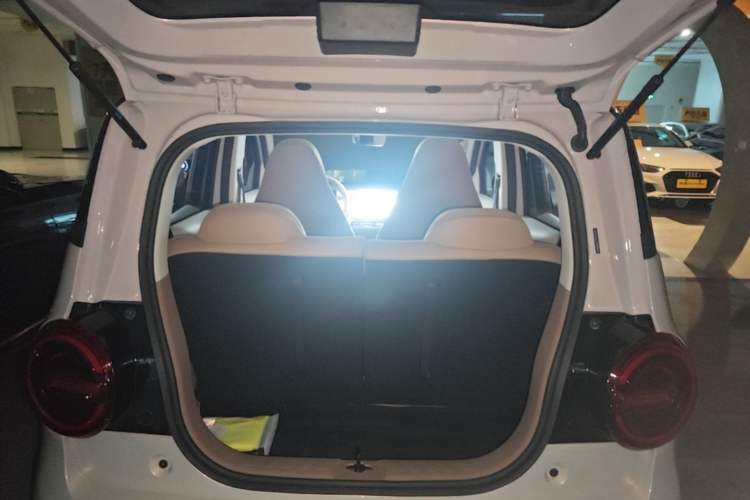 Used Wuling Hongguang MINIEV 2026 Model Fifth Generation, 301km Deluxe Edition Trunk