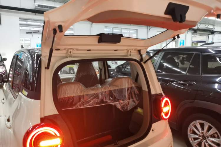 Used Wuling Hongguang MINIEV 2026 Model Fifth Generation, 205km Advanced Edition Trunk