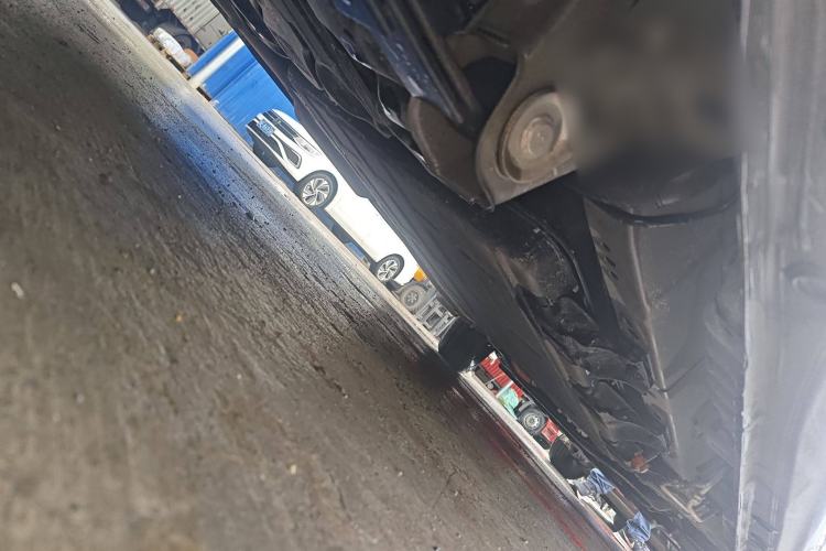 Used Wuling Hongguang New Energy 2025 Extended-Range Hybrid 50 km Standard Version Chassis Rear Right