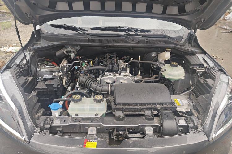 Used Wuling Hongguang New Energy 2025 Extended-Range Hybrid 50 km Standard Version Engine Bay