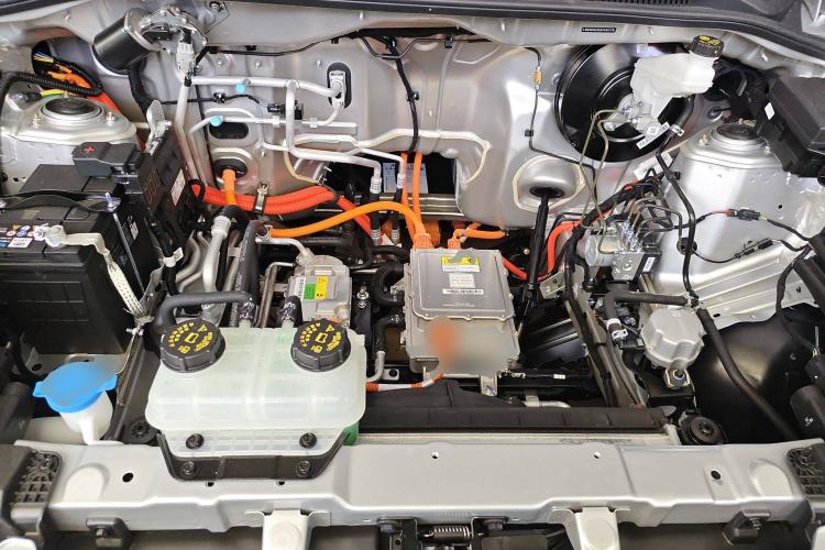 Used Wuling Hongguang New Energy 2024 All-Electric Model 300KM Practical Version Engine Bay