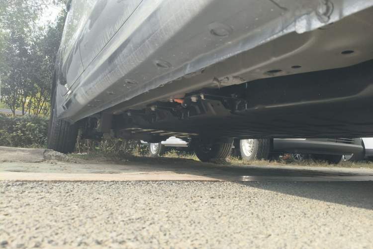 Used Wuling Hongguang New Energy 2024 All-Electric Model 300KM Practical Version Right Side Sill