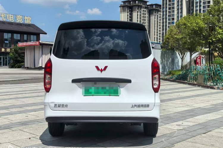 Used Wuling Hongguang New Energy 2024 All-Electric Model 300KM Standard Version Exterior 5