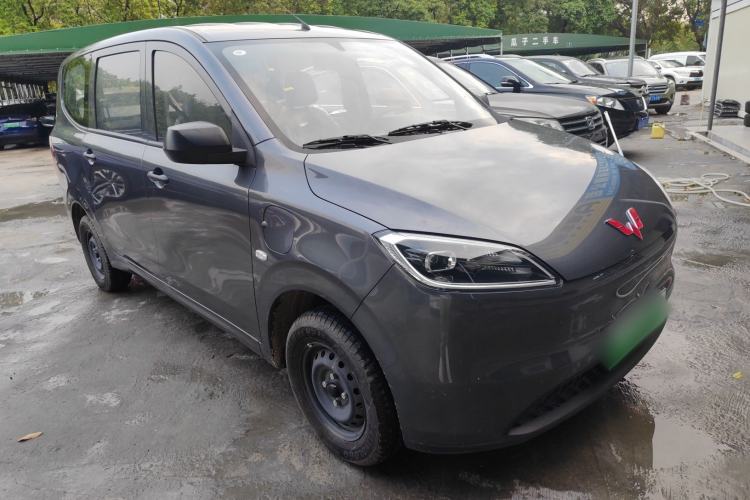 Used Wuling Hongguang New Energy 2024 All-Electric Model 300KM Practical Version Exterior 2