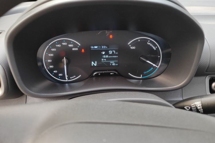 Used Wuling Hongguang New Energy 2024 All-Electric Model 300KM Practical Version Interior 4
