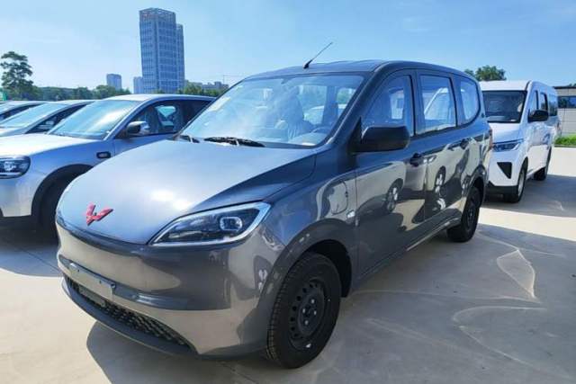 Used Wuling Hongguang New Energy 2024 All-Electric Model 300KM Standard Version