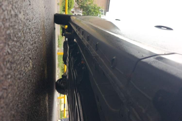 Used Wuling Hongguang New Energy 2024 All-Electric Model 300KM Practical Version Chassis Front Right