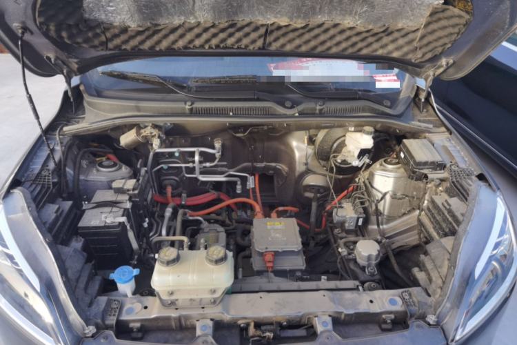 Used Wuling Hongguang New Energy 2024 All-Electric Model 300KM Practical Version Engine Bay