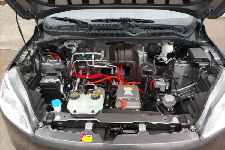 Used Wuling Hongguang New Energy 2024 All-Electric Model 300KM Practical Version Engine Bay