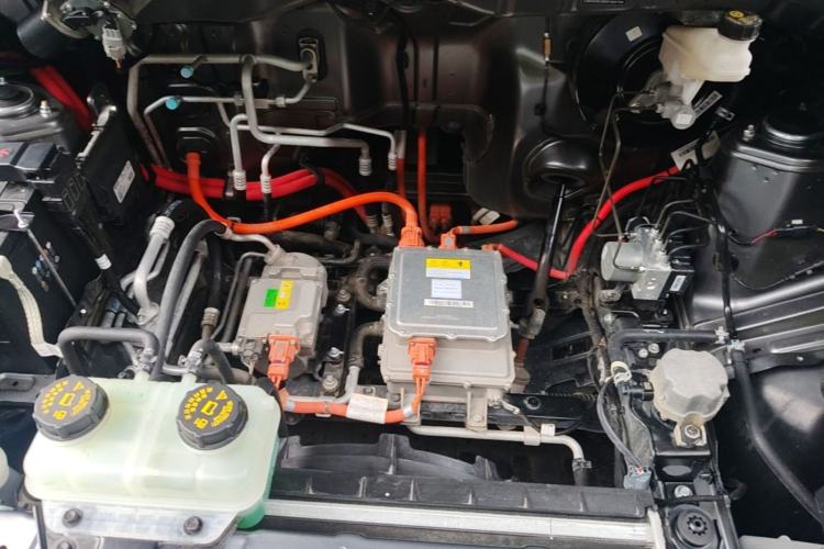 Used Wuling Hongguang New Energy 2024 All-Electric Model 300KM Standard Version Engine Bay