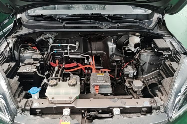 Used Wuling Hongguang New Energy 2024 All-Electric Model 300KM Practical Version Engine Bay