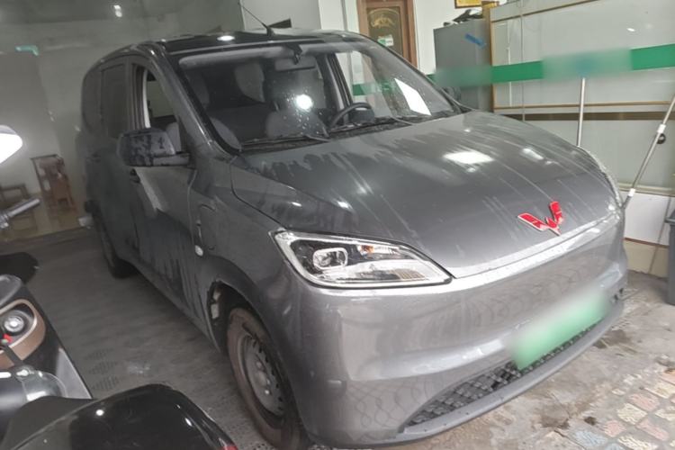 Used Wuling Hongguang New Energy 2024 All-Electric Model 300KM Practical Version Exterior 1