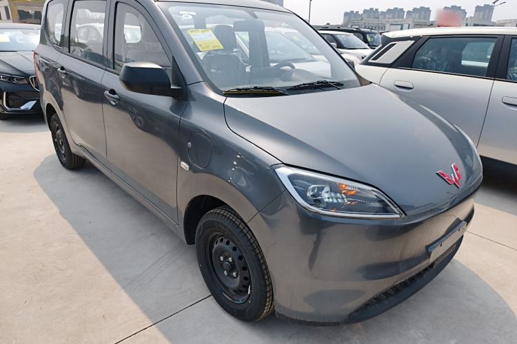 Used Wuling Hongguang New Energy 2024 All-Electric Model 300KM Standard Version Exterior 1