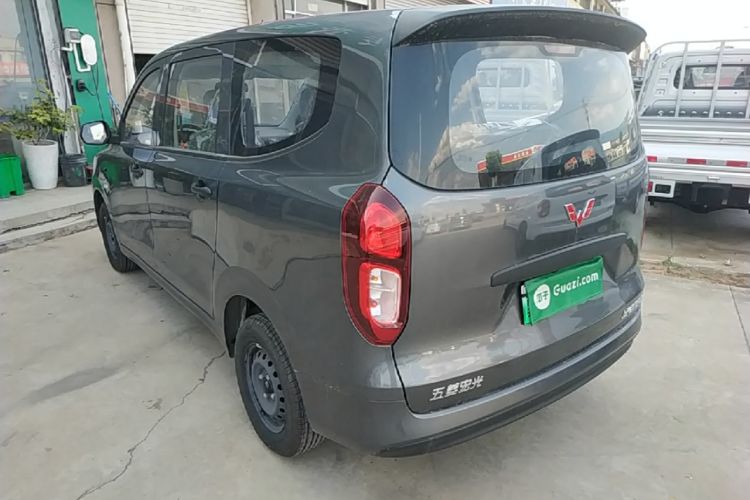 Used Wuling Hongguang New Energy 2024 All-Electric Model 300KM Standard Version Exterior 2