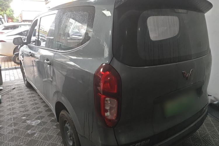 Used Wuling Hongguang New Energy 2024 All-Electric Model 300KM Practical Version Exterior 2