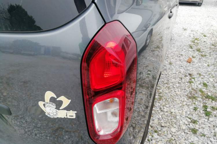 Used Wuling Hongguang New Energy 2024 All-Electric Model 300KM Standard Version Exterior 3