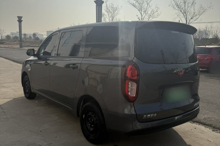 Used Wuling Hongguang New Energy 2024 All-Electric Model 300KM Practical Version Exterior 3