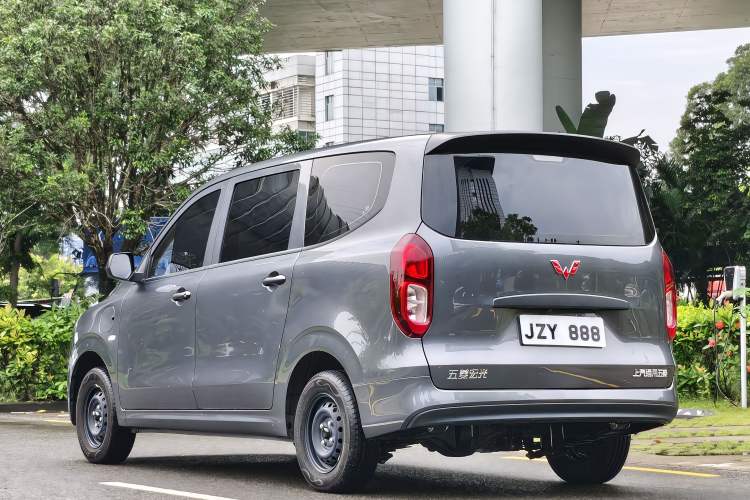 Used Wuling Hongguang New Energy 2024 All-Electric Model 300KM Practical Version Exterior 4