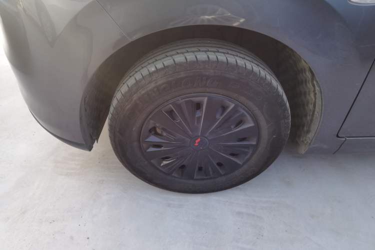 Used Wuling Hongguang New Energy 2024 All-Electric Model 300KM Practical Version Exterior 7