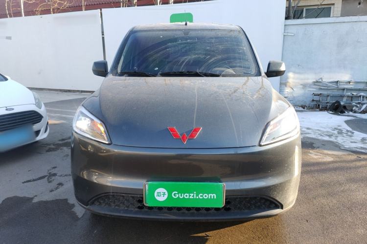 Used Wuling Hongguang New Energy 2024 All-Electric Model 300KM Standard Version Front