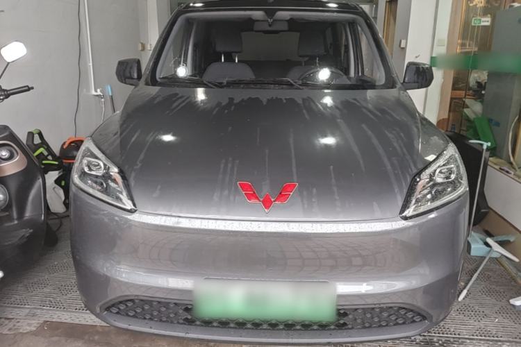 Used Wuling Hongguang New Energy 2024 All-Electric Model 300KM Practical Version Front